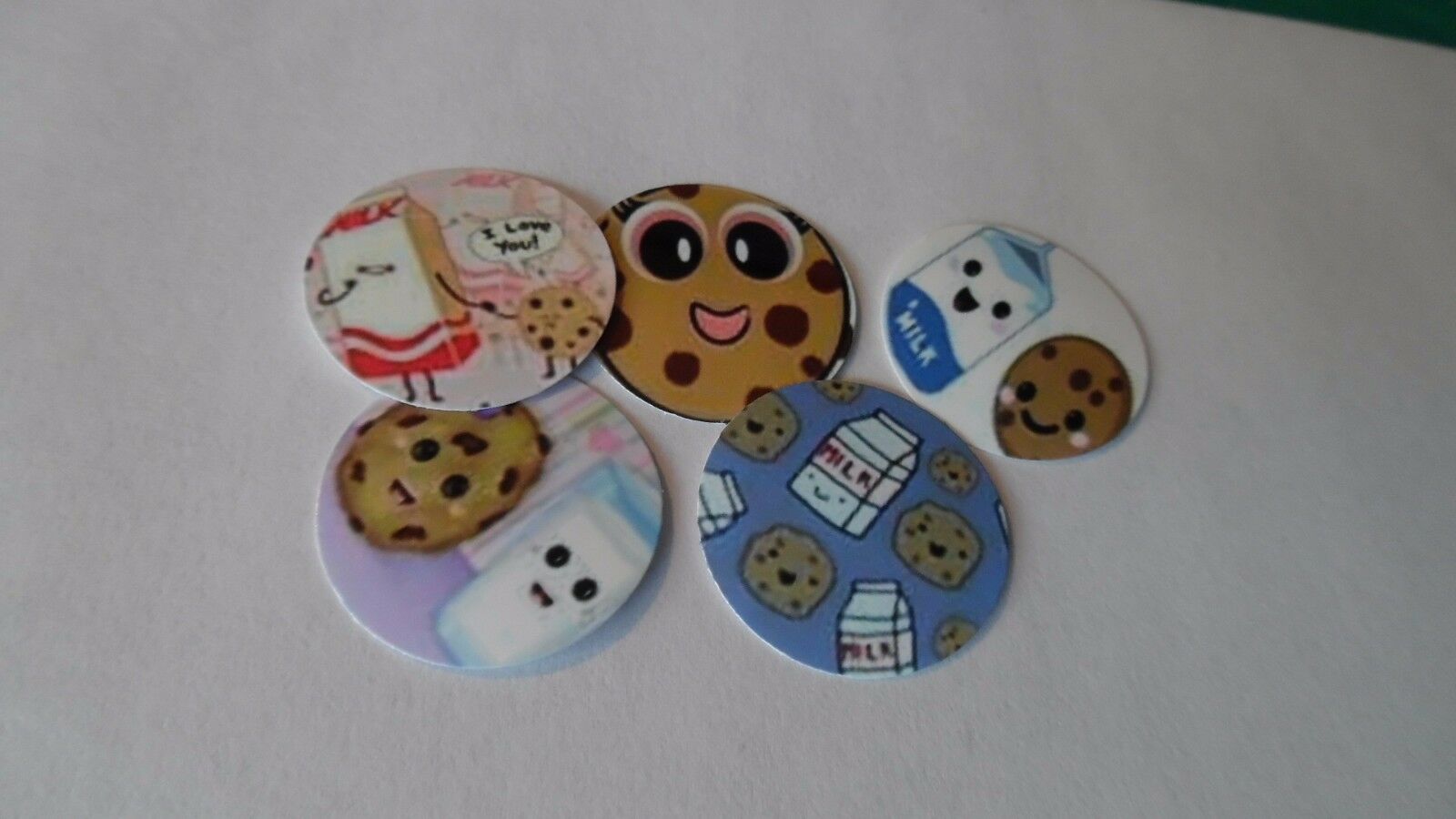 Pre Cut One Inch Bottle Cap Image Cookies and Milk  Shipping