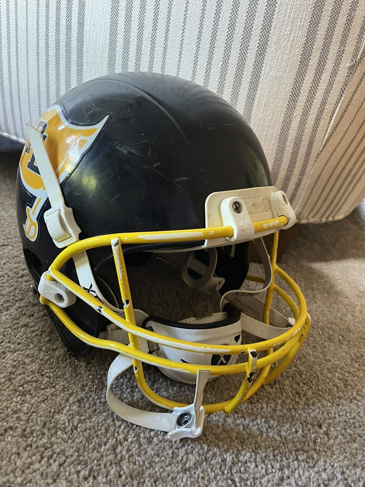 Xenith Football Helmet - Medium - Navy