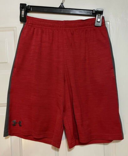 UNDER ARMOUR YOUTH  ATHLETIC BOYS SHORTS  SIZE MEDIUM Red With Gray Stripe